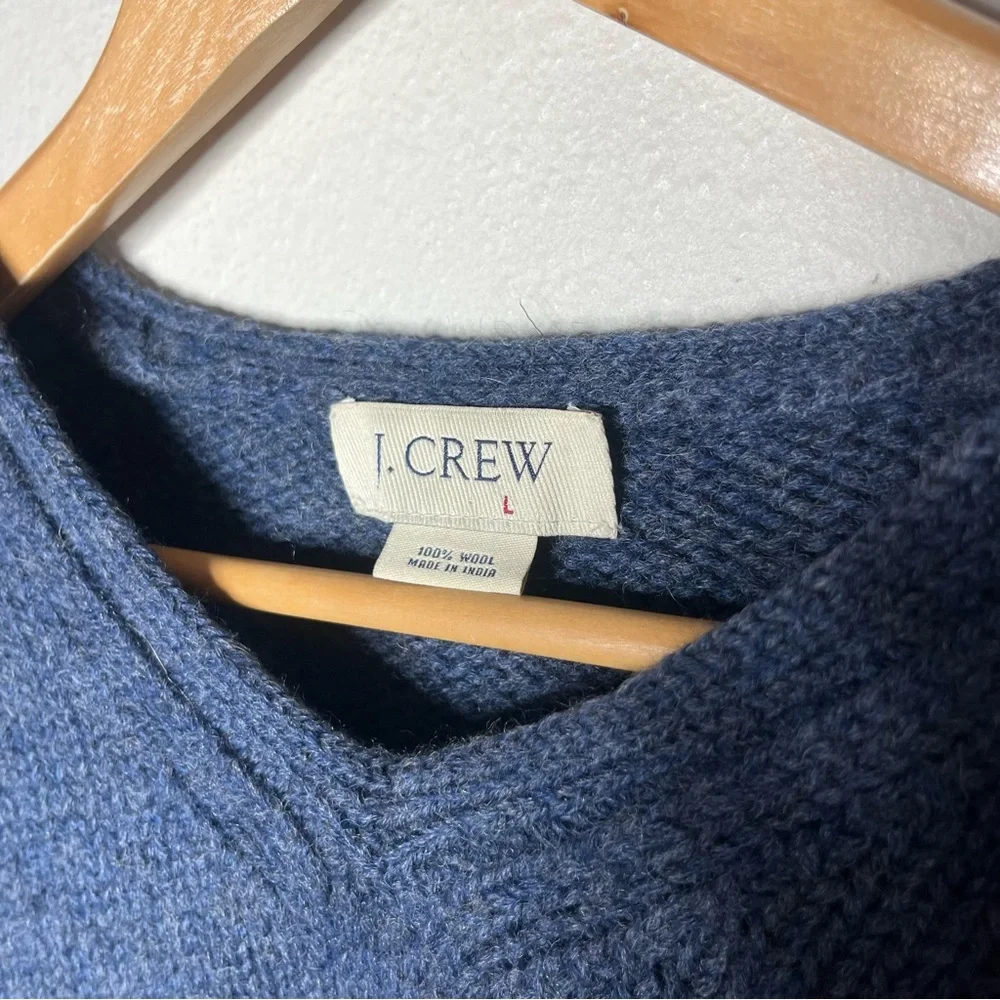 Vintage J Crew Men’s Blue V Neck Oversized Wool Knit Sweater Fisherman